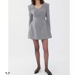 Elegant Gray Mini Dress with Long Sleeves